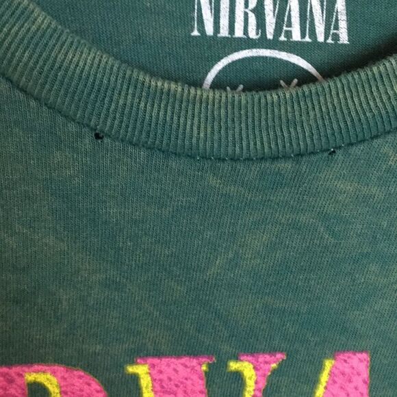 Nirvana Green Band Tee Sz M Logo Short Sleeve Licensed Unisex - Picture 3 of 12